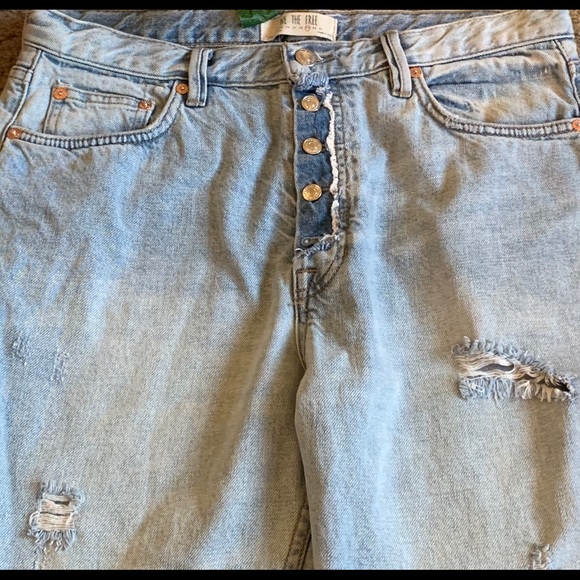 FREE PEOPLE MONTAUK JEAN NWT Cropped Distressed 29 - Picture 3 of 8
